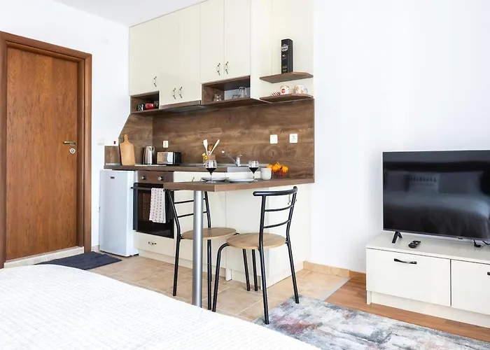 Divine Mountain - Parking - * Банско