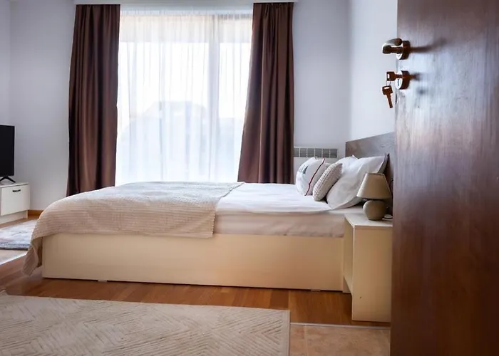 Divine Mountain - Parking - Apartament